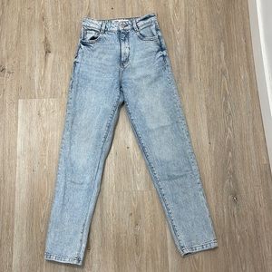 Zara straight leg jeans size 0